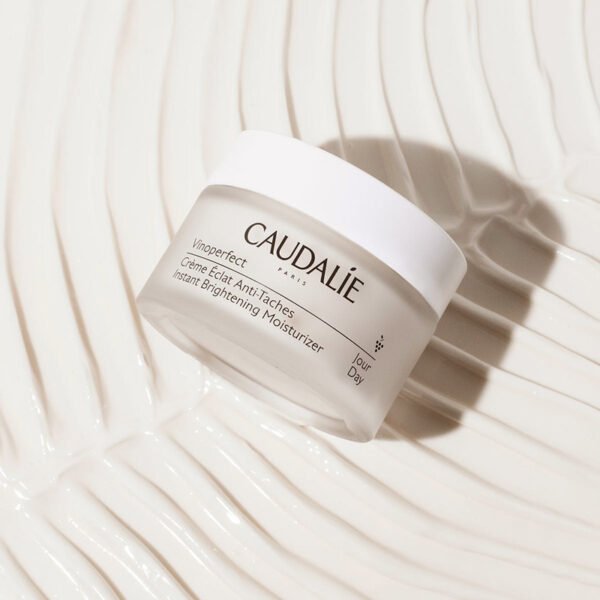 Caudalie – Vinoperfect Dark-Spot Correcting Moisturizer